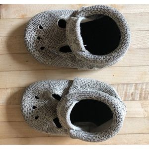 Freshly Picked Mary Jane shoes size 3